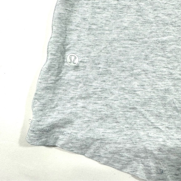 Lululemon Mens Basic Tee Shirt Light Grey Approx Size Medium - Picture 3 of 5